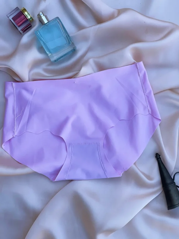 SIMPLE LIGHT PURPLE SEAMLESS PANTIES